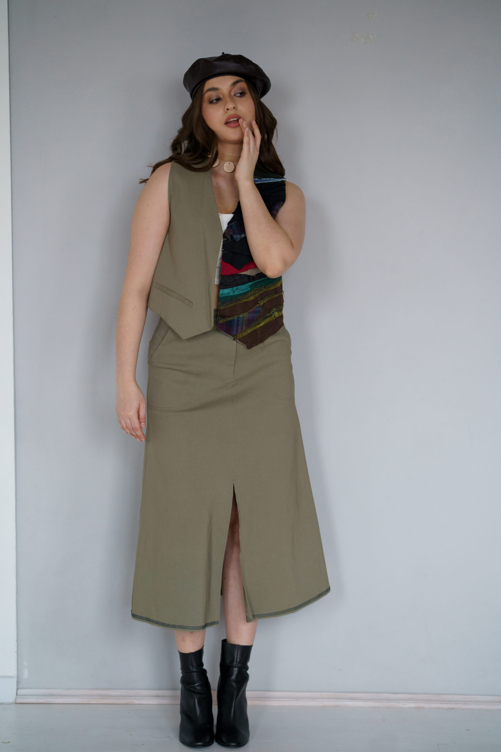 ЖИЛЕТКА З АПЛІКАЦІЄЮ - Зображення 7