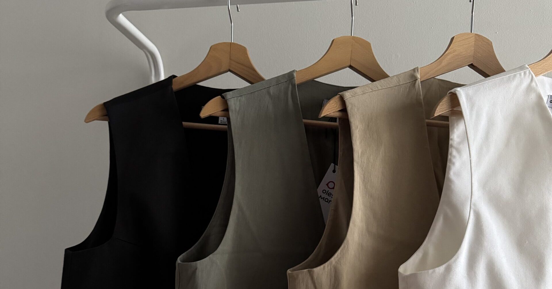 ЖИЛЕТКА З АПЛІКАЦІЄЮ - Зображення 5