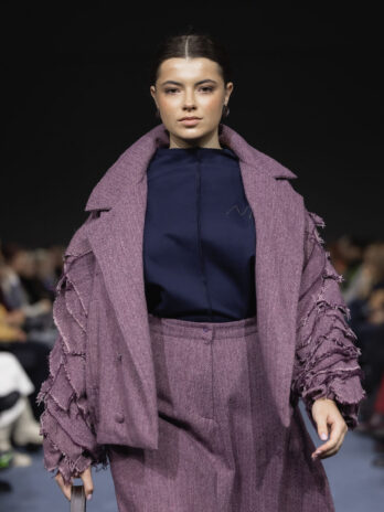 КУРТКА З ВОВНИ