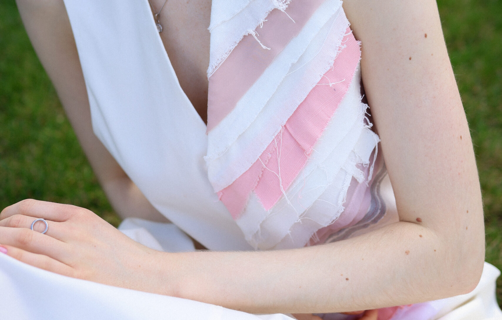 ЖИЛЕТКА З АПЛІКАЦІЄЮ - Зображення 3