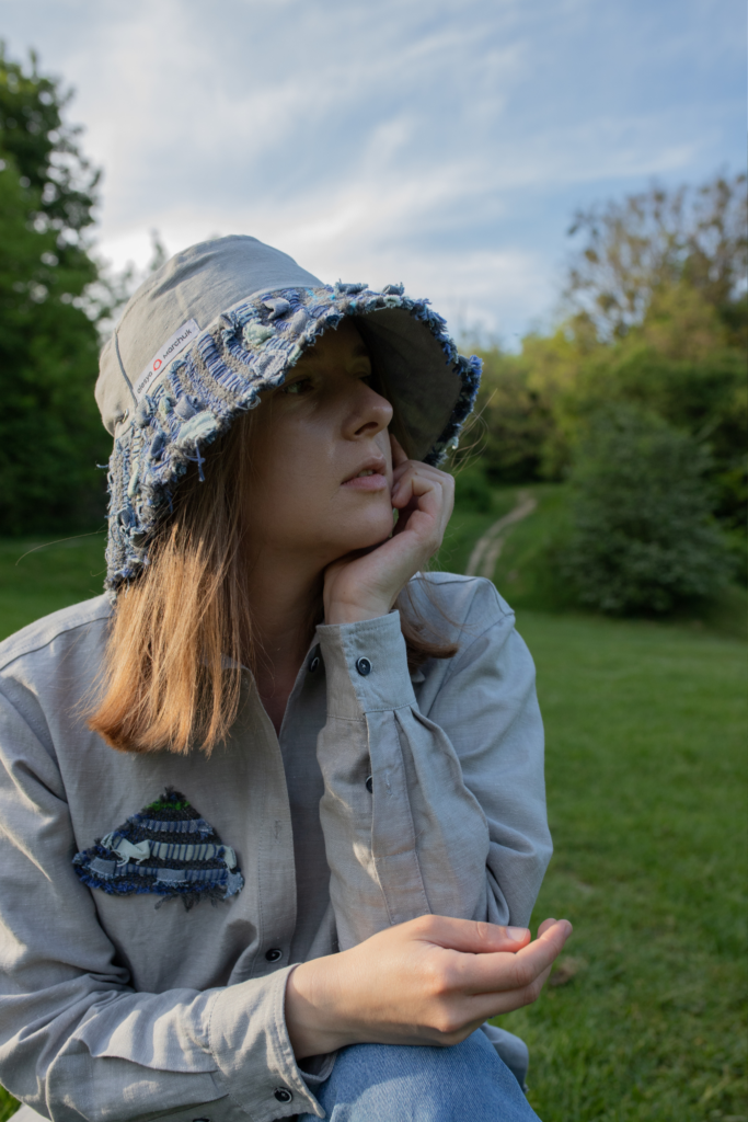 Панамка з тканням